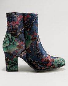 Queenspark Boots | Women Shoes | Online In South Africa | Zando