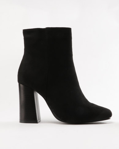 Legit Plain Ankle Boots on Shaped Block Heels Black | Zando