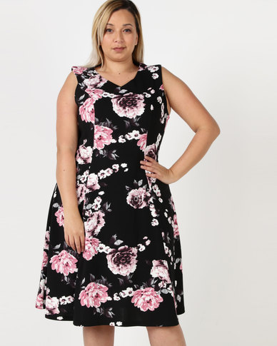 Queenspark Plus Fit & Flare Rose Floral Glamour Knit Dress Black | Zando