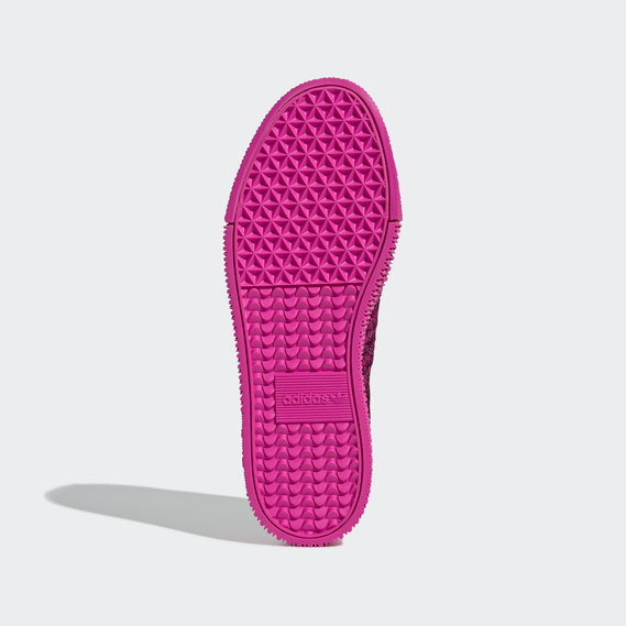 pink glitter adidas samba