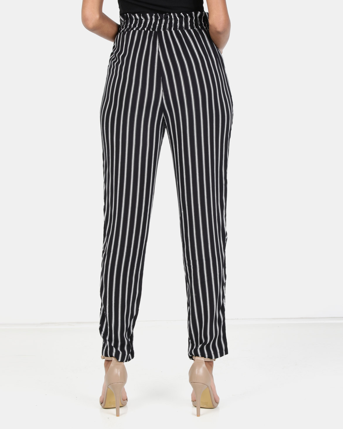 Legit Drapey Tapered Pants Black/White | Zando