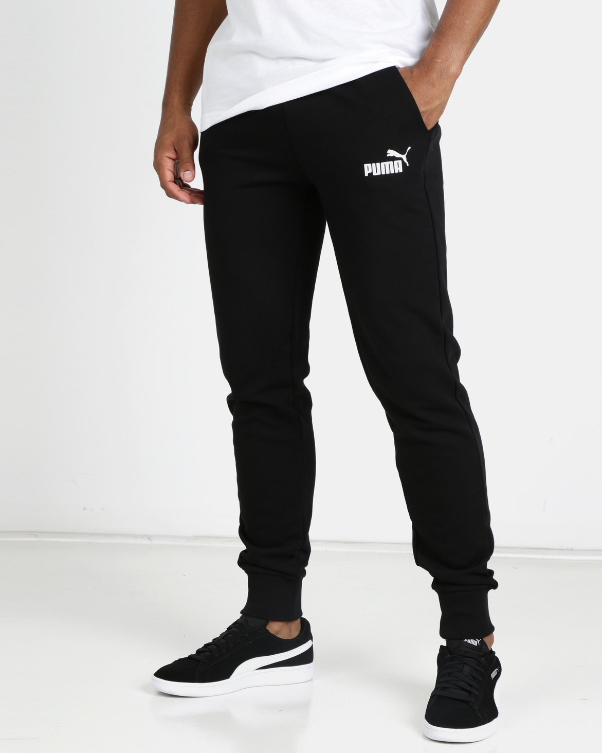 Puma Sportstyle Core ESS+ Slim Pants TR Black | Zando