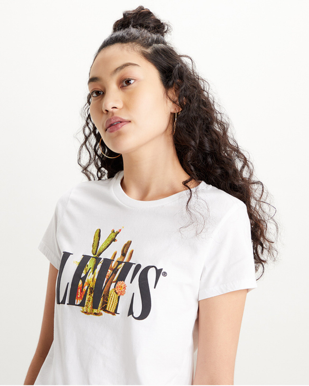 Levi’s® Women's Logo Perfect Tee Shirt | Levi