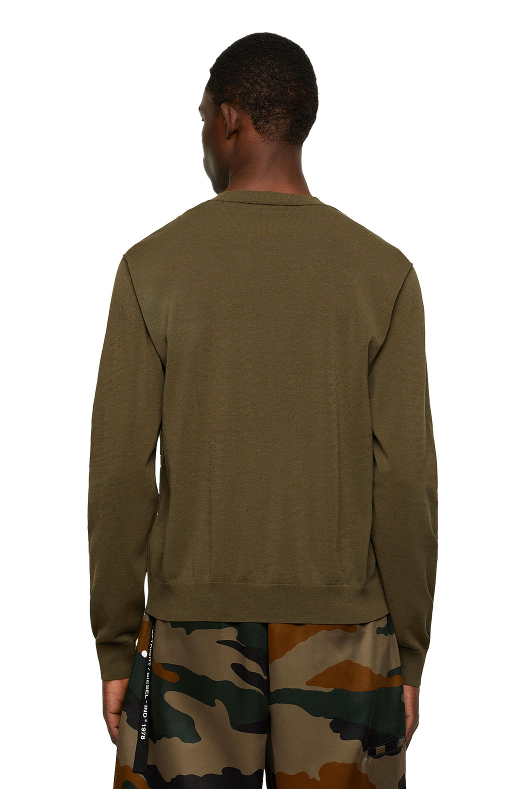 Pullover with zip pocket