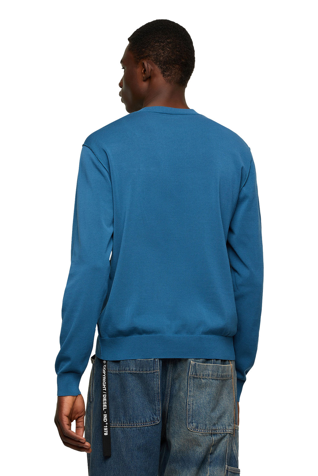 Pullover with zip pocket