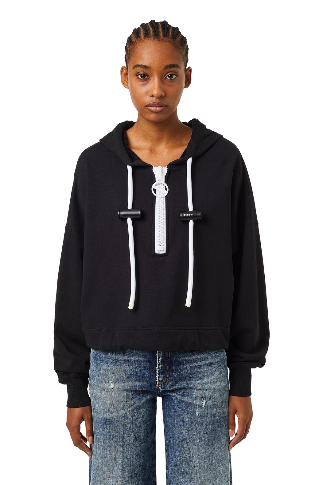 Cropped hoodie with contrast detail