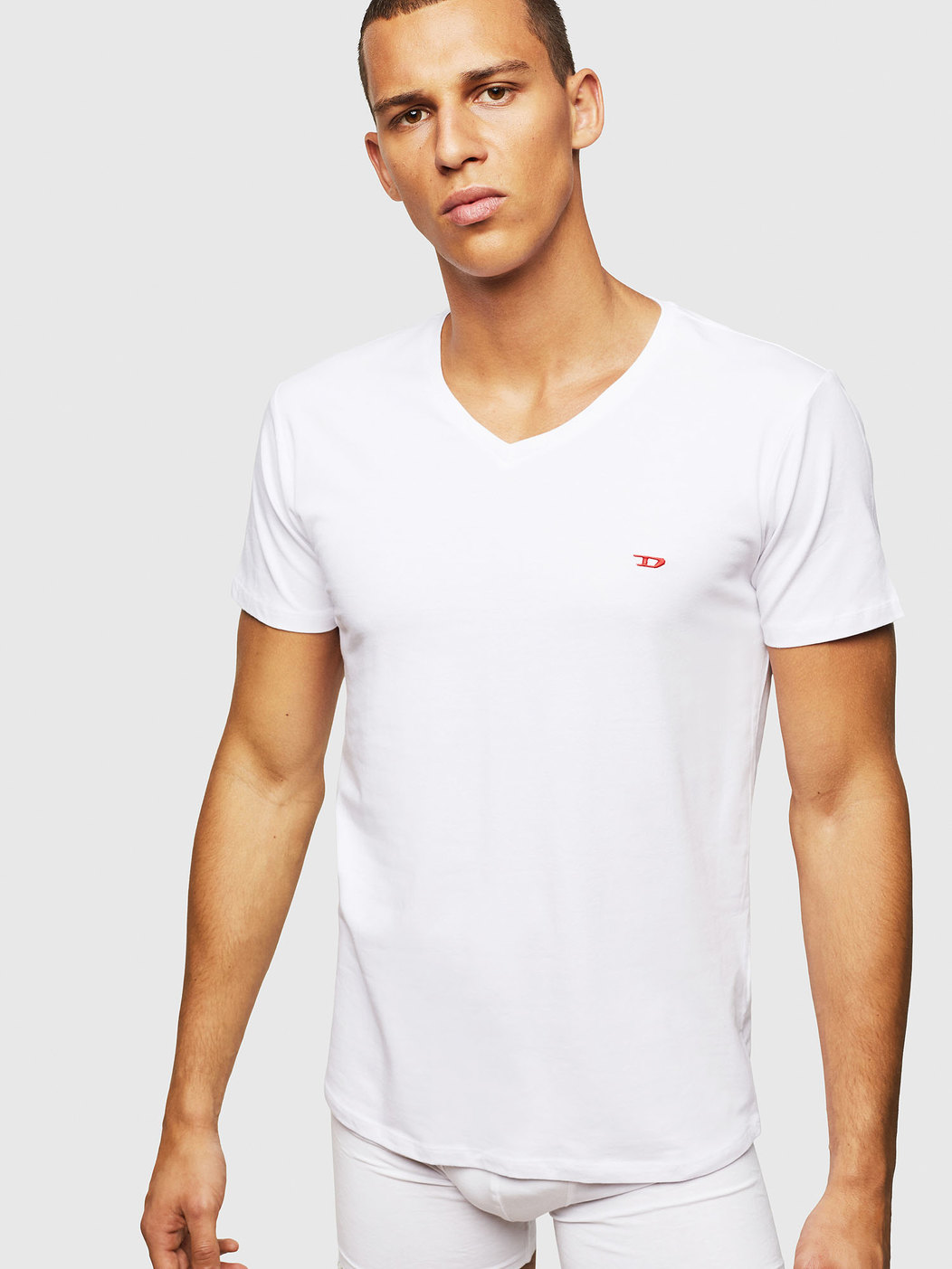 V-neck T-shirts with logo - 3 Pack