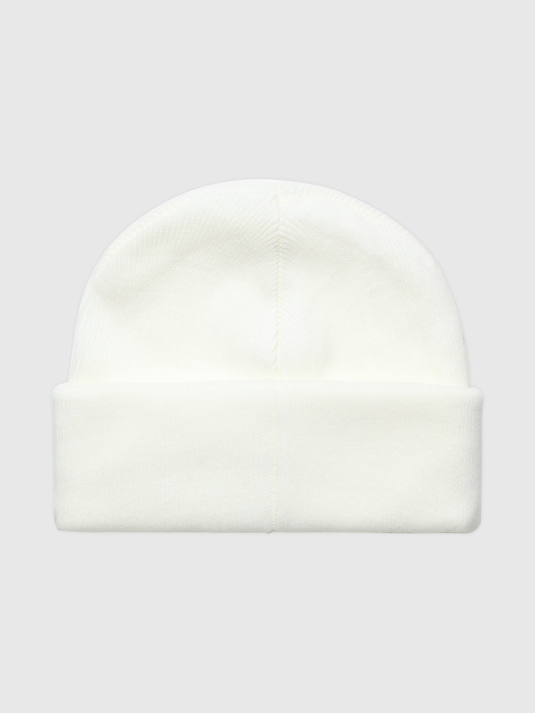 Ribbed beanie with PVC patch
