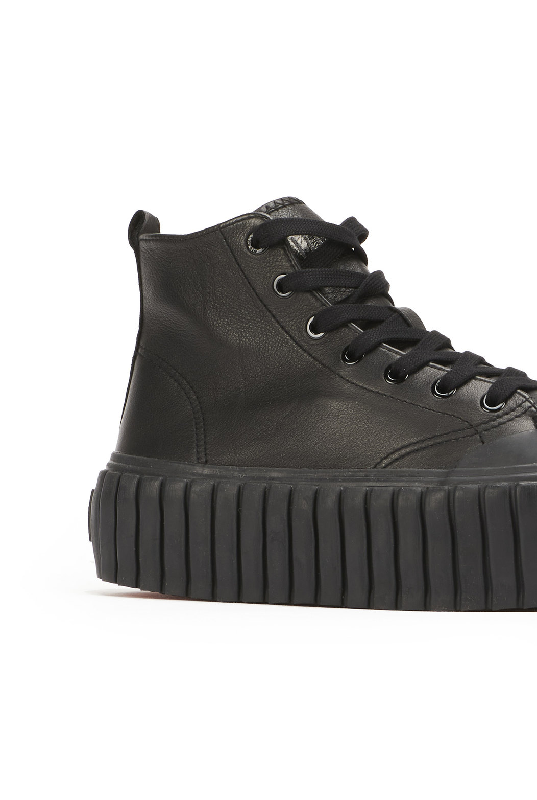 High-top flatform sneaker in leather