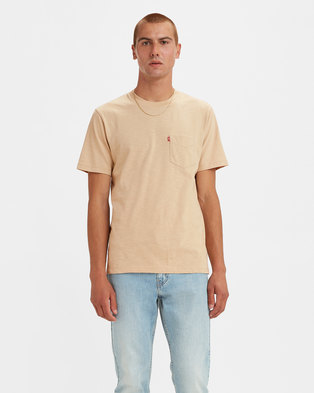 Short Sleeve Classic Pocket T-Shirt | Levi