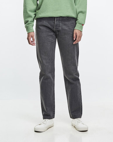 LEVI'S - Men's 501 slim taper fit jeans 