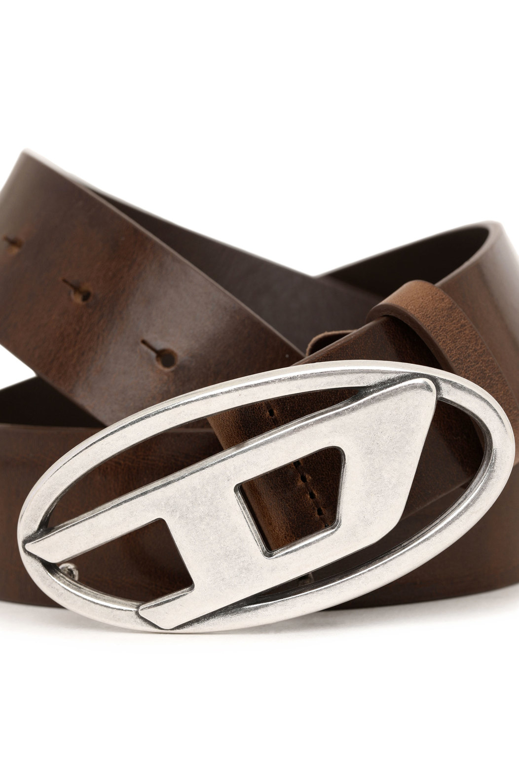 Leather belt with D buckle