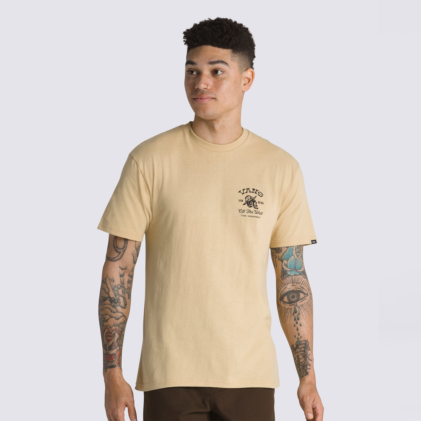 MIDDLE OF NOWHERE T-SHIRT | Vans