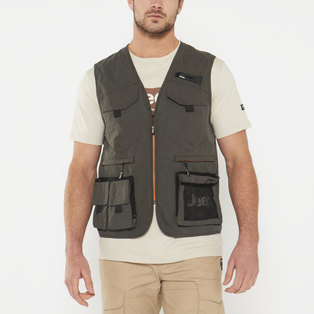 UTILITY VEST WITH CARGO POCKETS