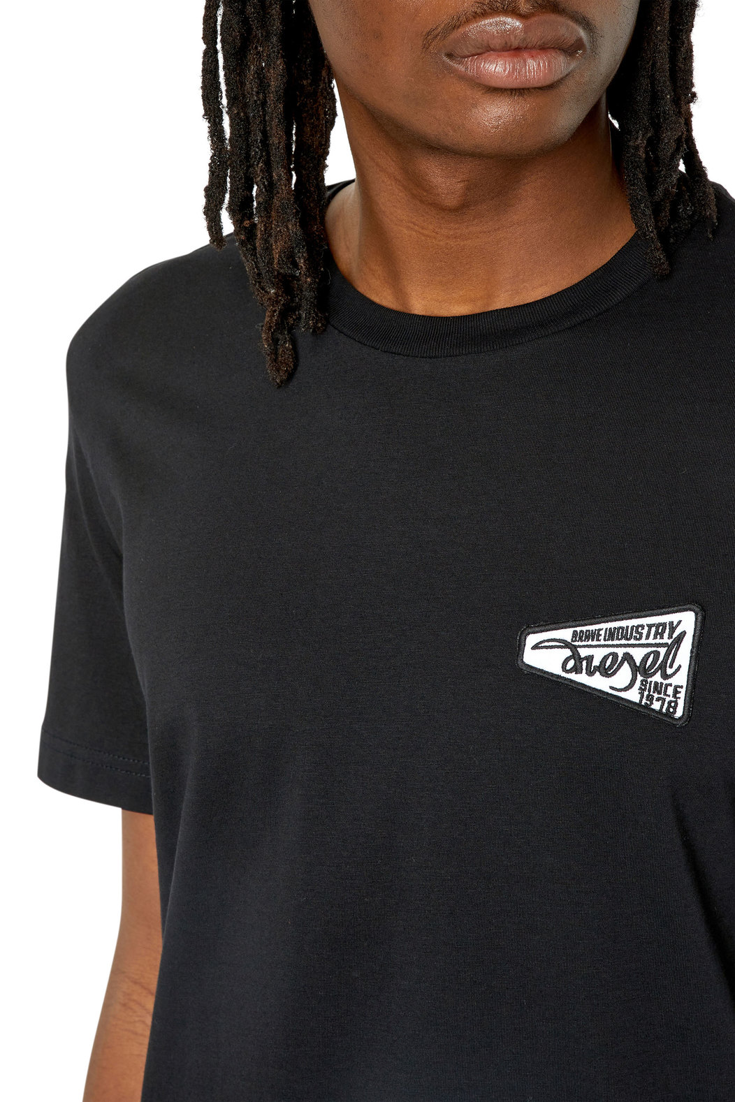 T-shirt with Brave Industry logo patch