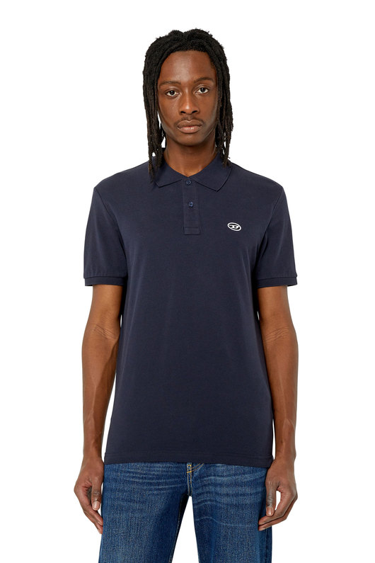 Polo shirt with oval D patch