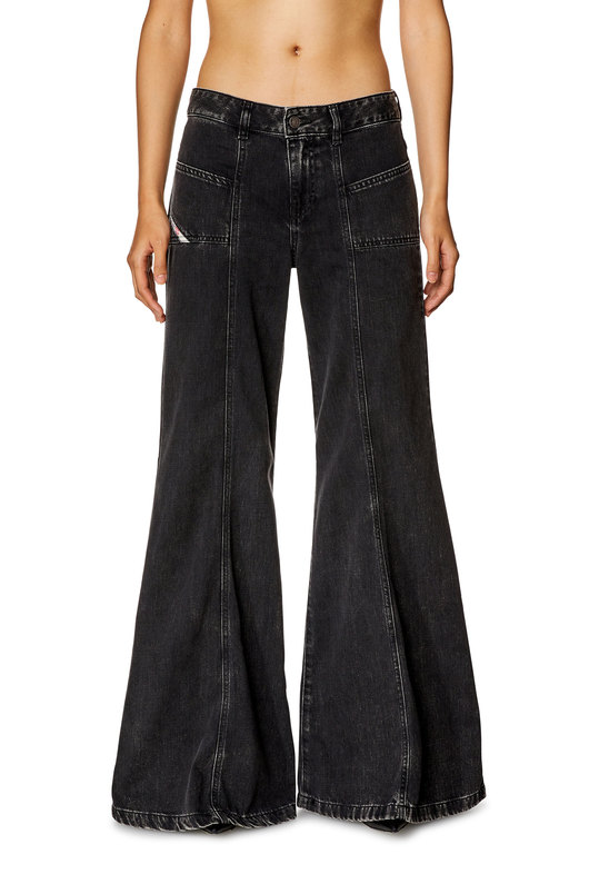 Bootcut and Flare Jeans - D-Akii