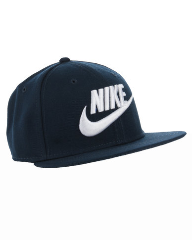 navy blue nike snapback